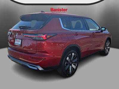 2025 Mitsubishi Outlander SE