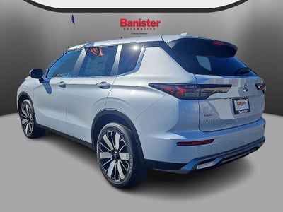 2025 Mitsubishi Outlander SE