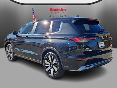 2026 Mitsubishi Outlander SE