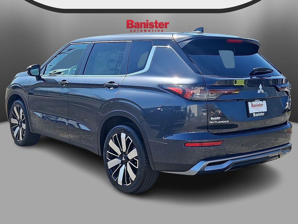 2026 Mitsubishi Outlander SE