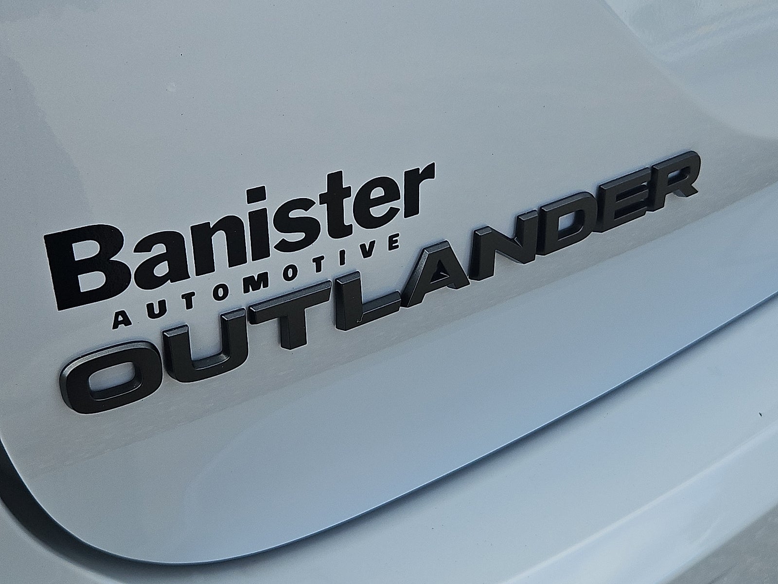 2026 Mitsubishi Outlander SE