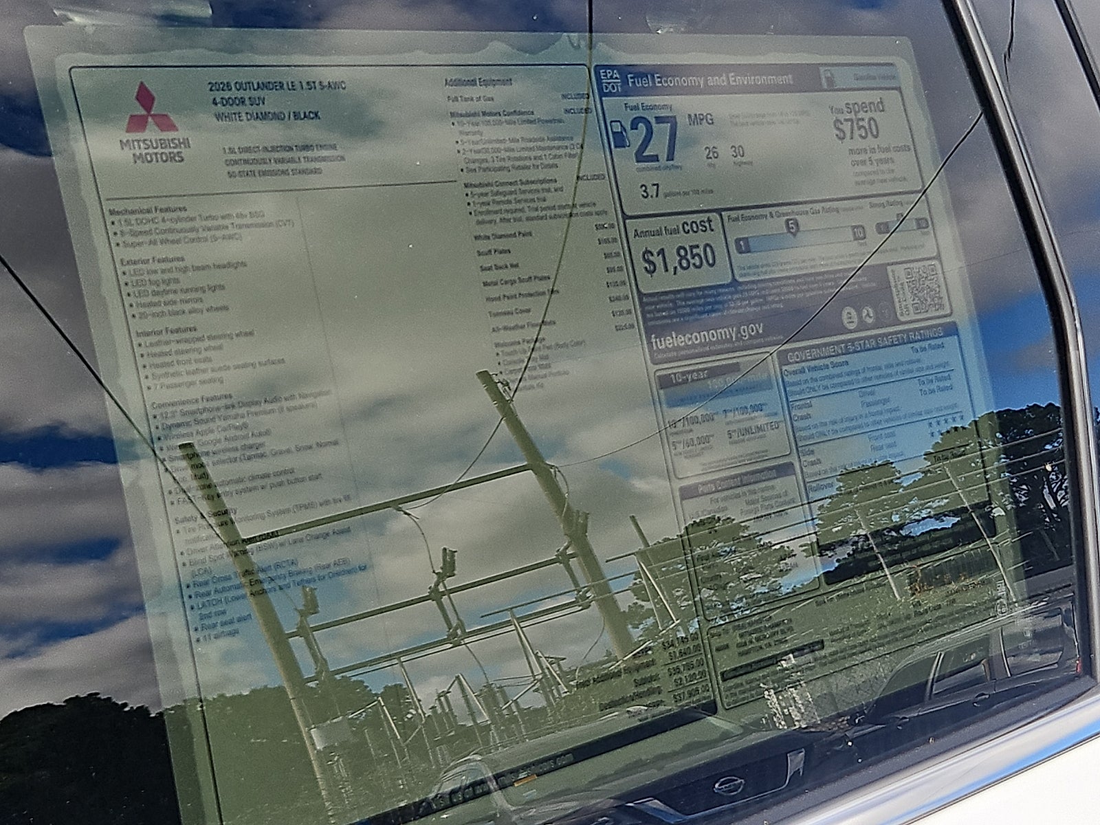 2026 Mitsubishi Outlander SE