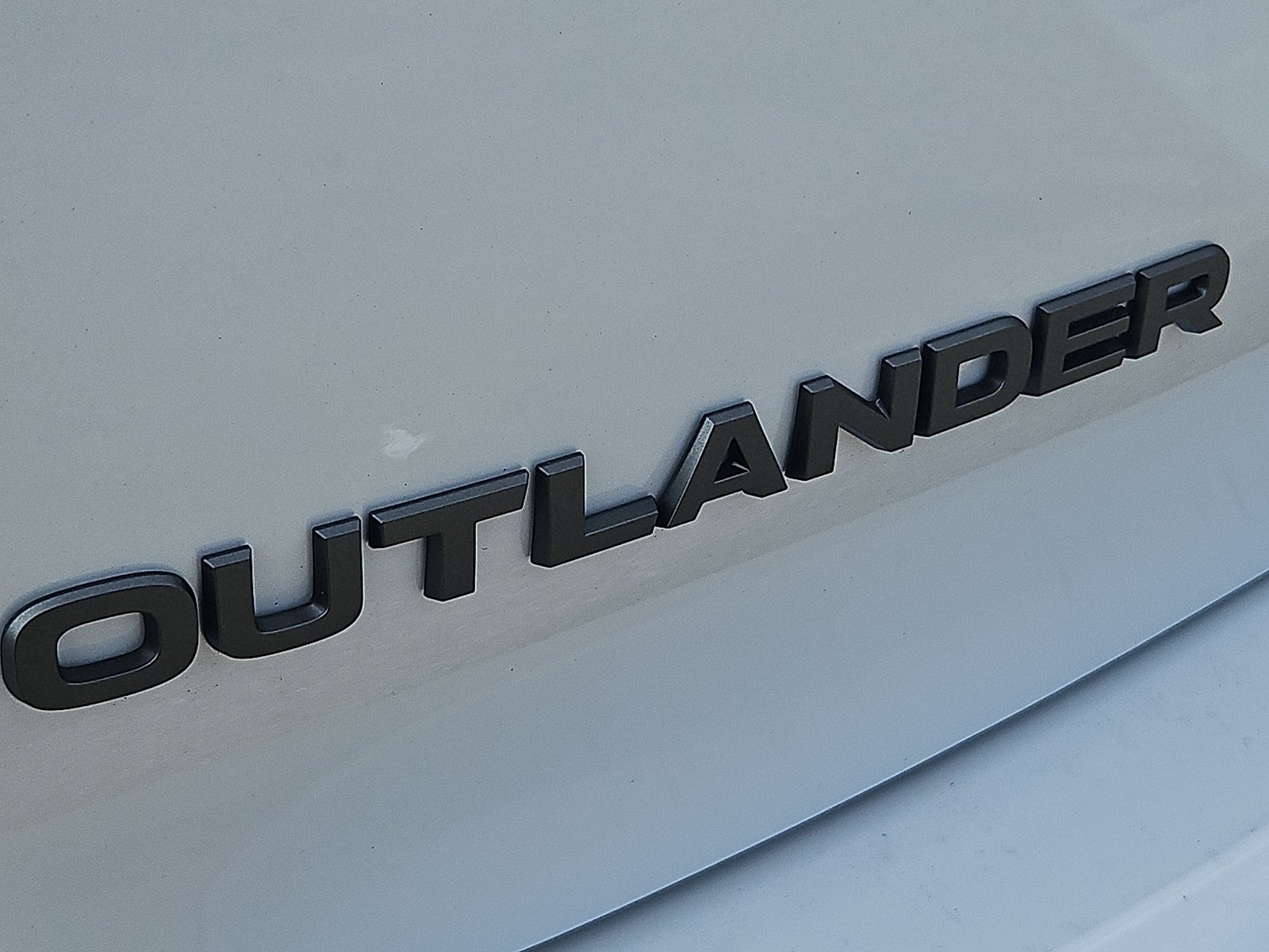 2026 Mitsubishi Outlander SE
