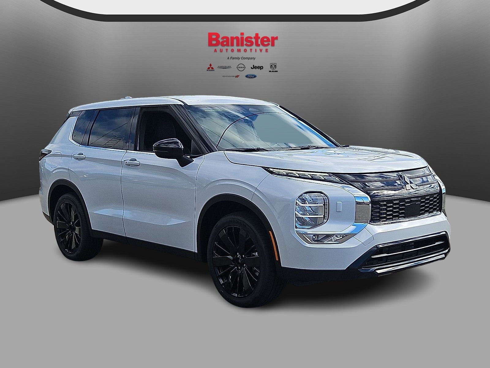 2026 Mitsubishi Outlander SE