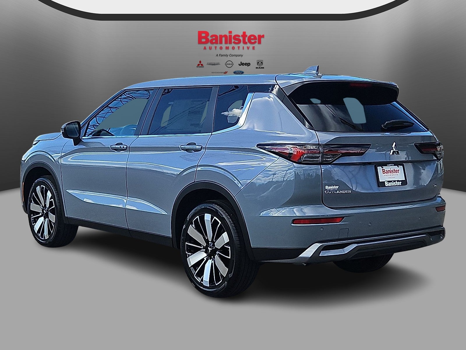 2026 Mitsubishi Outlander SE
