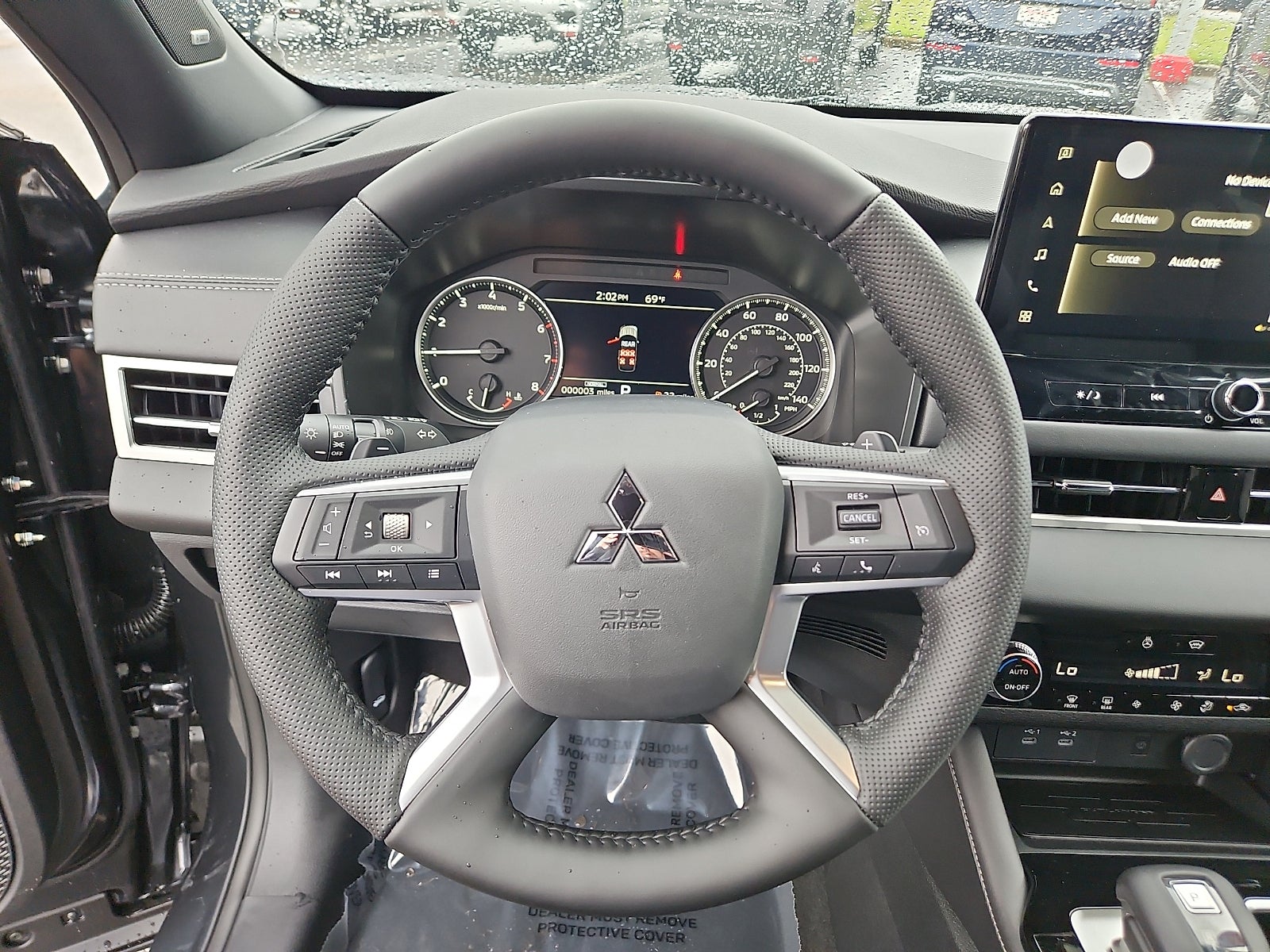 2026 Mitsubishi Outlander SE