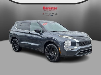 2026 Mitsubishi Outlander SE