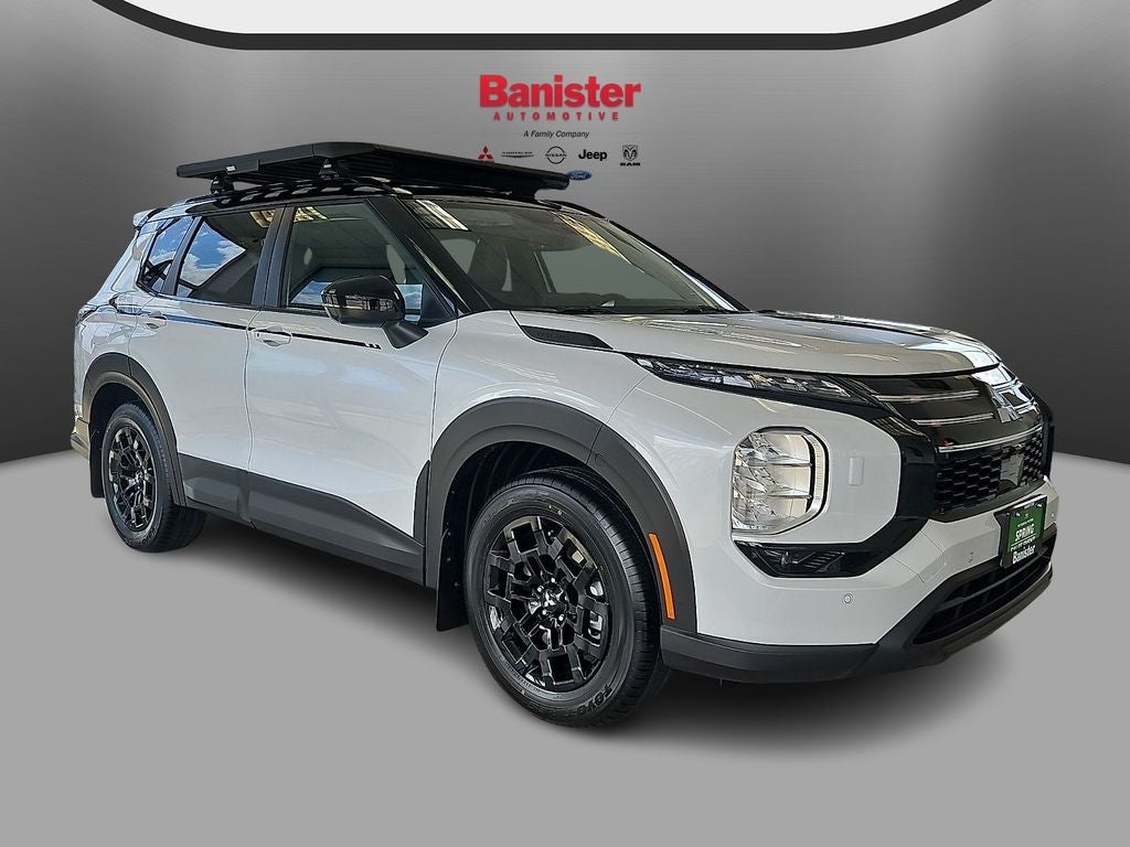 2026 Mitsubishi Outlander SE