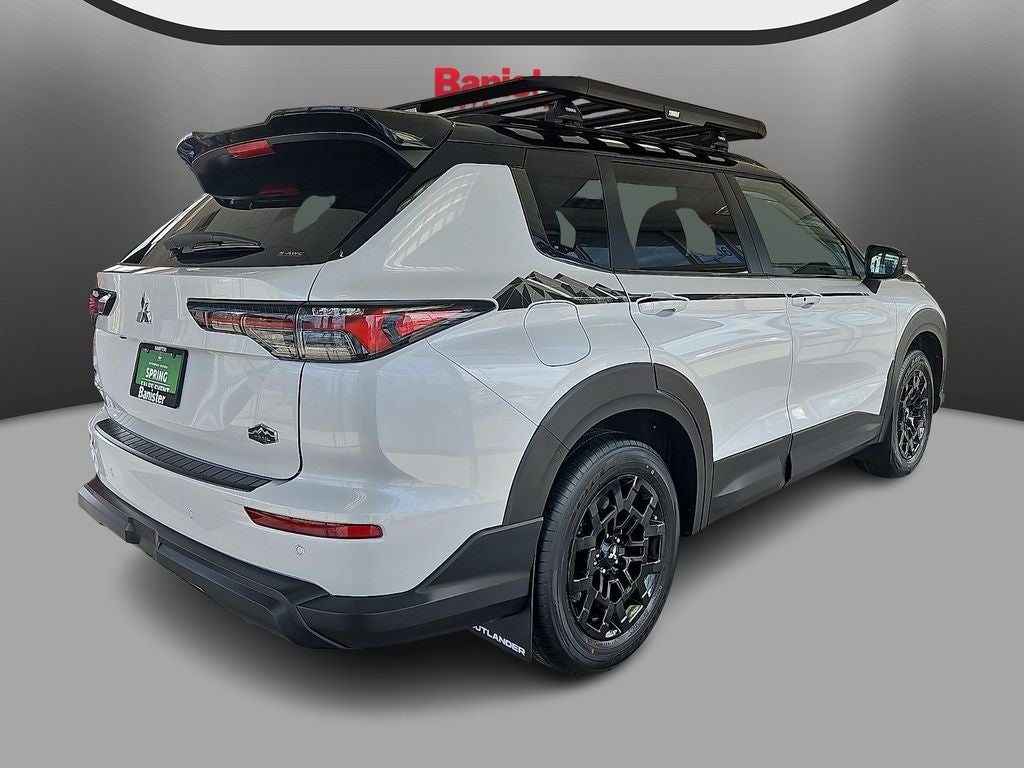 2026 Mitsubishi Outlander SE