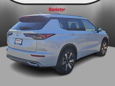 2026 Mitsubishi Outlander SEL