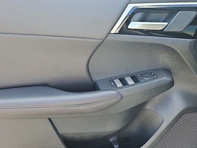 2025 Mitsubishi Outlander PHEV SE