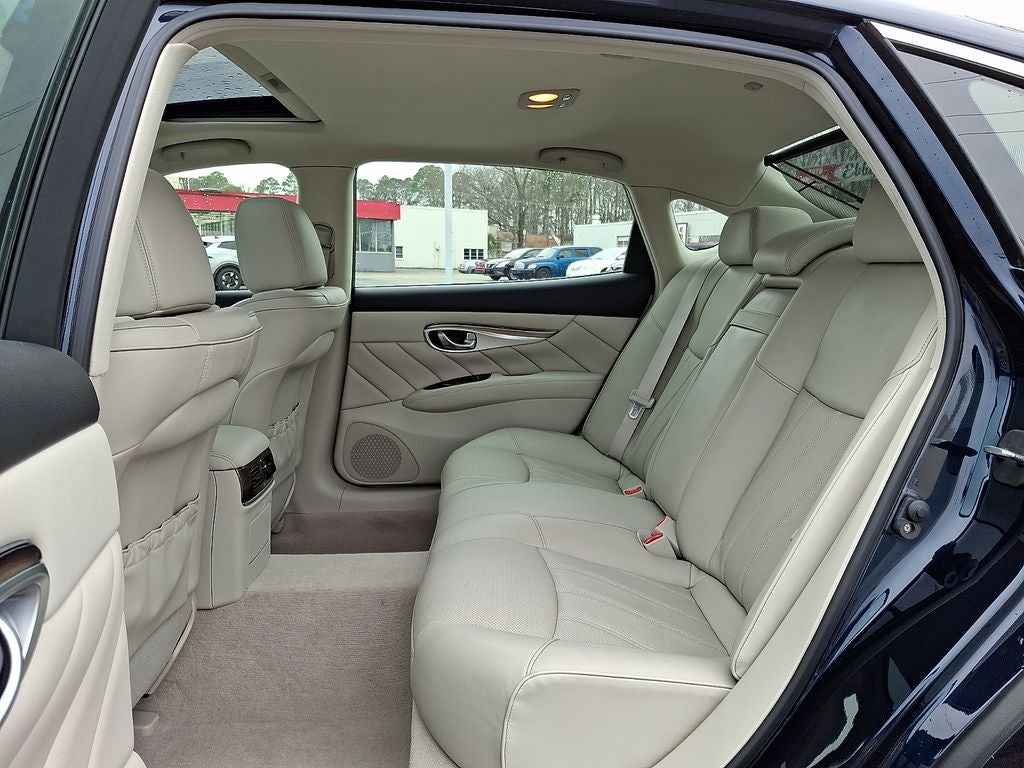 2015 INFINITI Q70L 3.7X (A7)