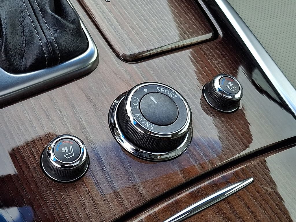 2015 INFINITI Q70L 3.7X (A7)