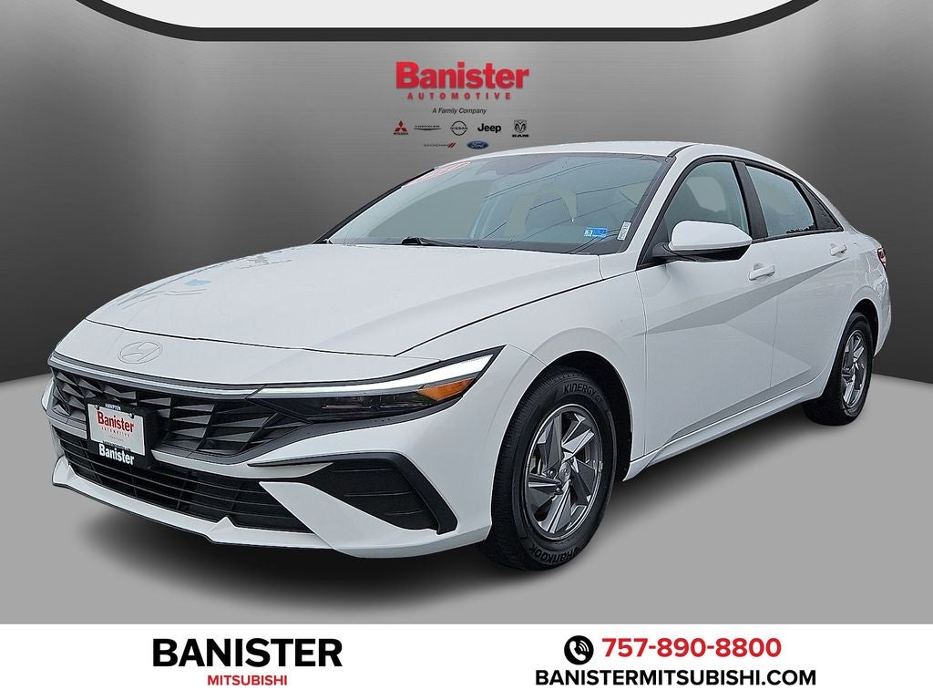 2024 Hyundai Elantra SE