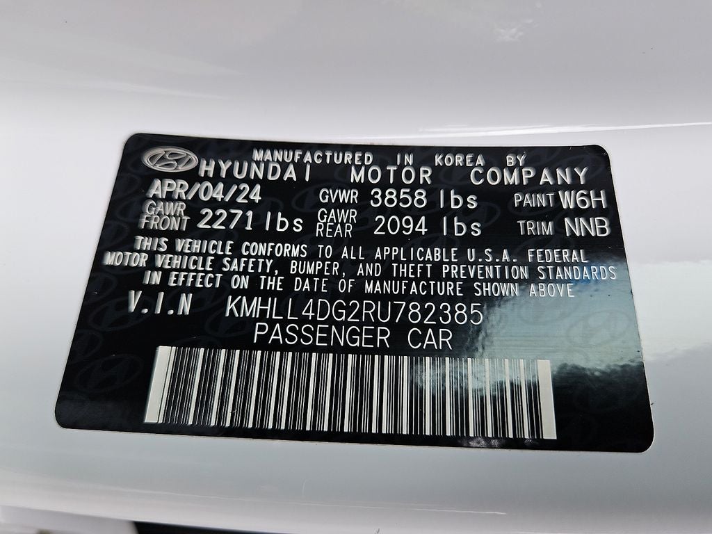 2024 Hyundai Elantra SE