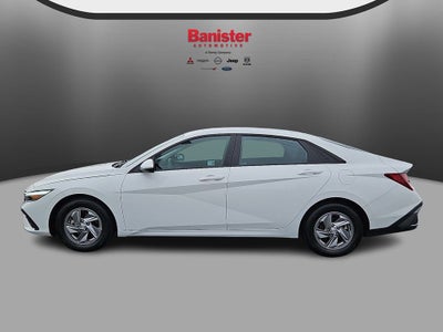 2024 Hyundai Elantra SE
