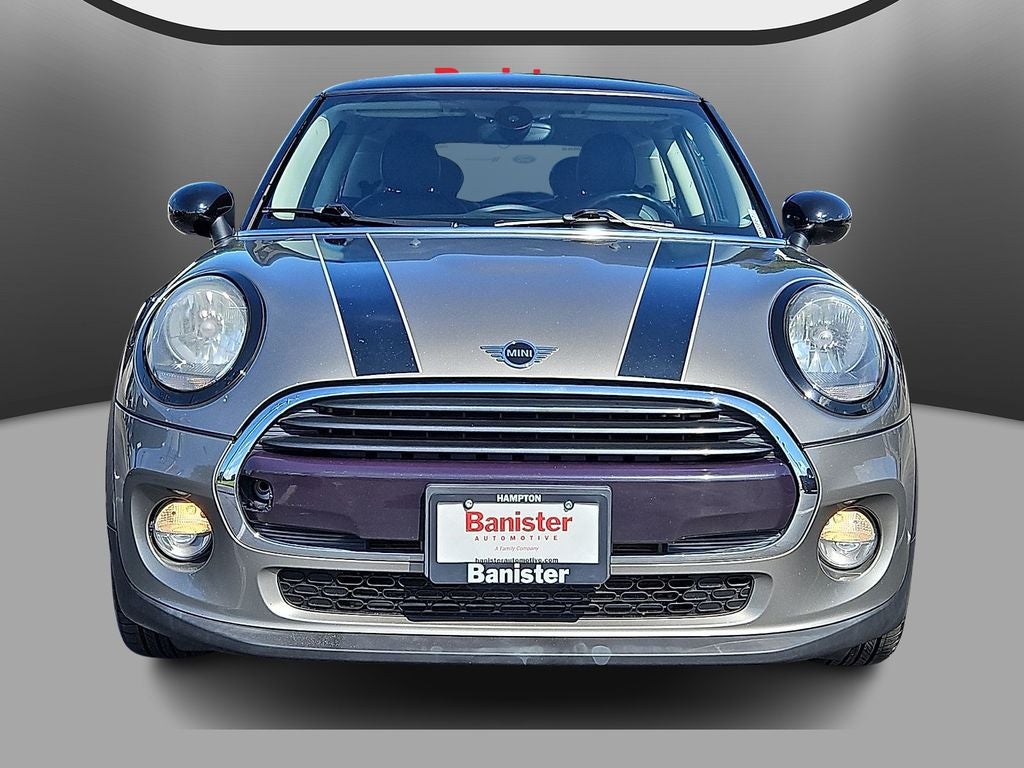 Used 2019 MINI Hardtop 2 Door Base with VIN WMWXP5C52K2H95316 for sale in Hampton, VA
