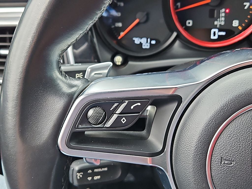 2018 Porsche Macan Base