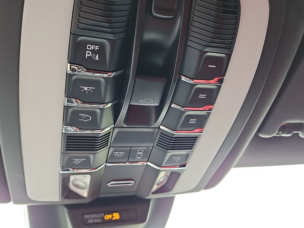 2018 Porsche Macan Base